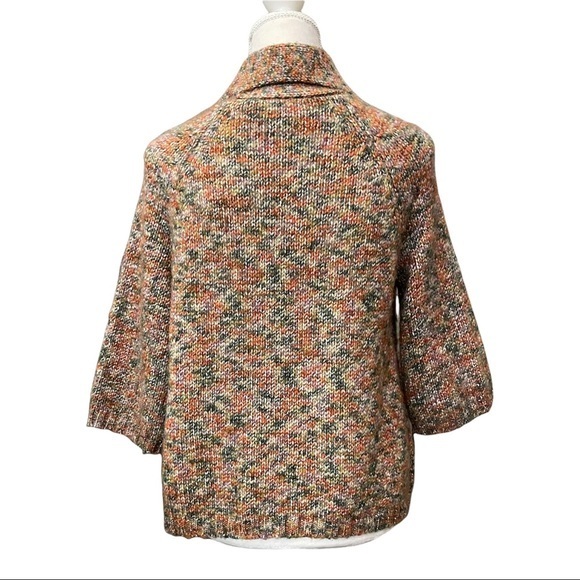 TWEEDS Woman’s Wool Cardigan with Abalone Button Closure, Size Medium - Picture 2 of 4